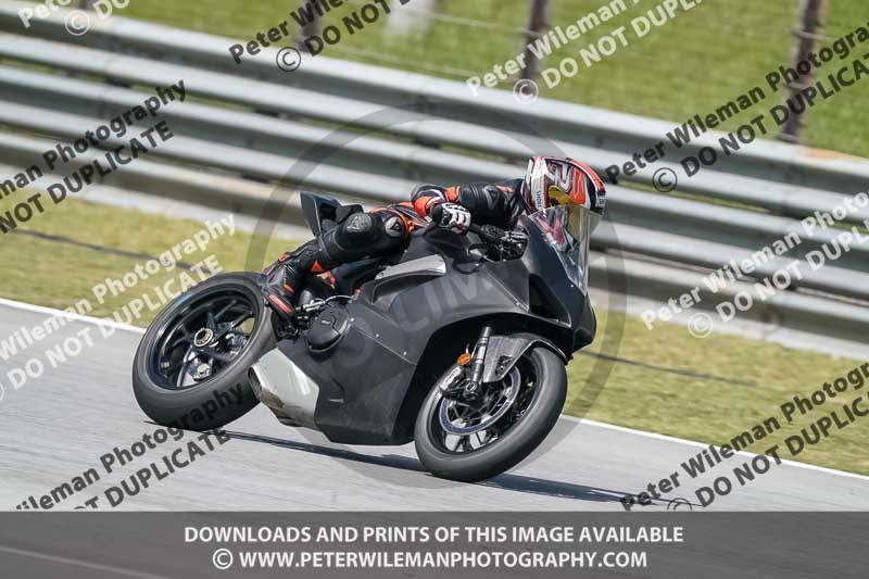 Sepang;event digital images;motorbikes;no limits;peter wileman photography;trackday;trackday digital images